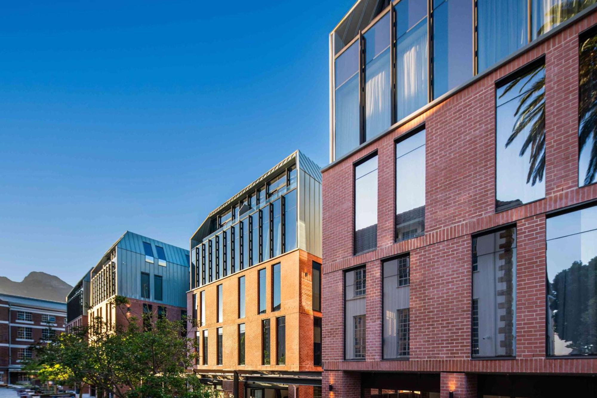 Canopy By Hilton Cape Town Longkloof Exterior foto